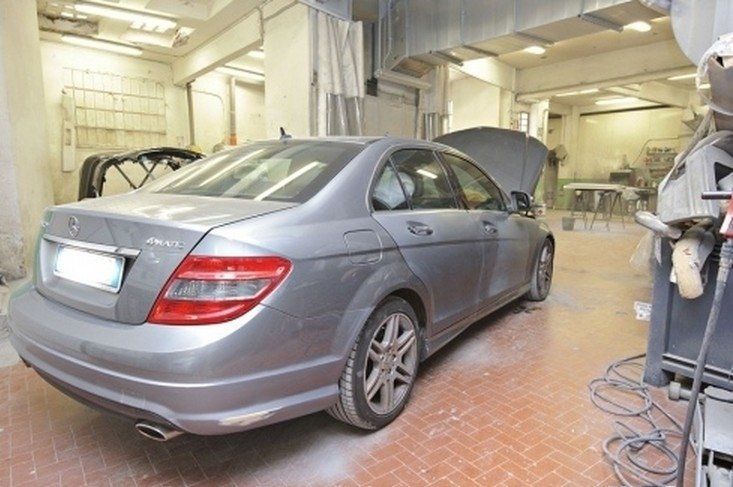 Riparazioni della carrozzeria Genova Sturla Autocarrozzeria Bribò